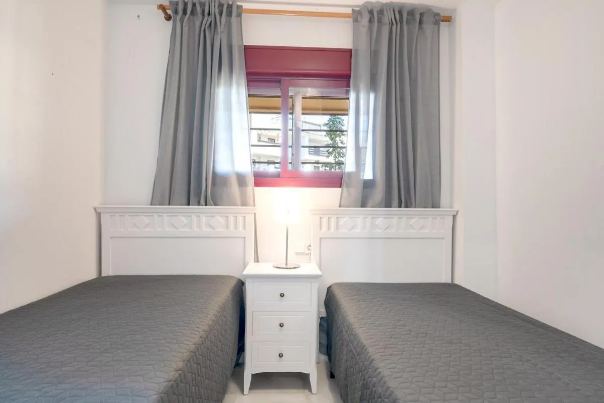 Chic Coastal Apartment With Pool - Beach And, Parking La Cala De Mijas 0*,  España