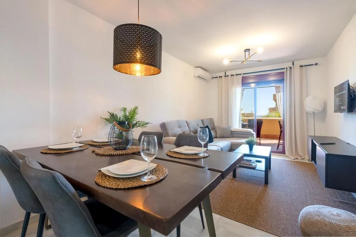 Chic Coastal Apartment With Pool - Beach And, Parking La Cala De Mijas