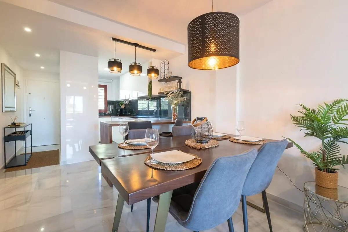 Chic Coastal Apartment With Pool - Beach And, Parking La Cala De Mijas España